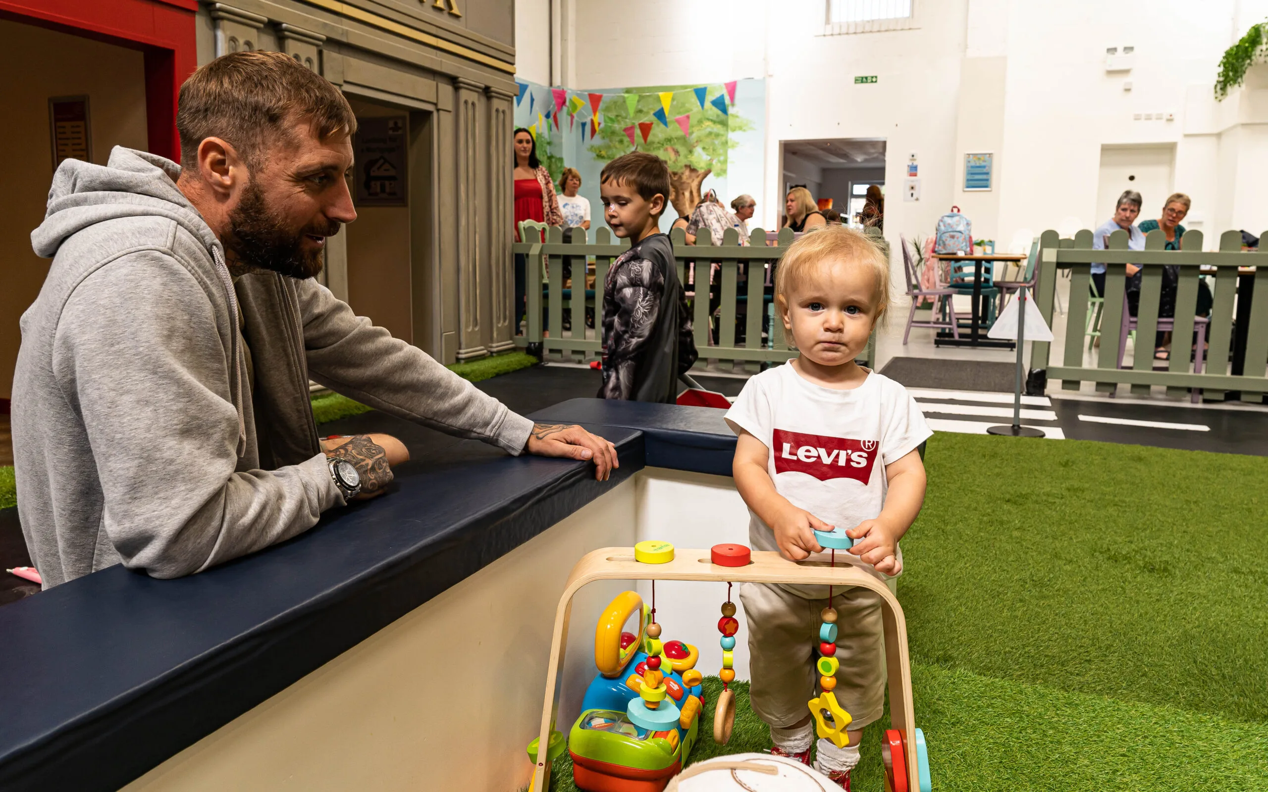 A7306833 Child role playing in the kitchen