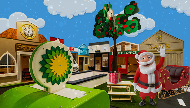 Santa’s Return to Apple Tree Town!